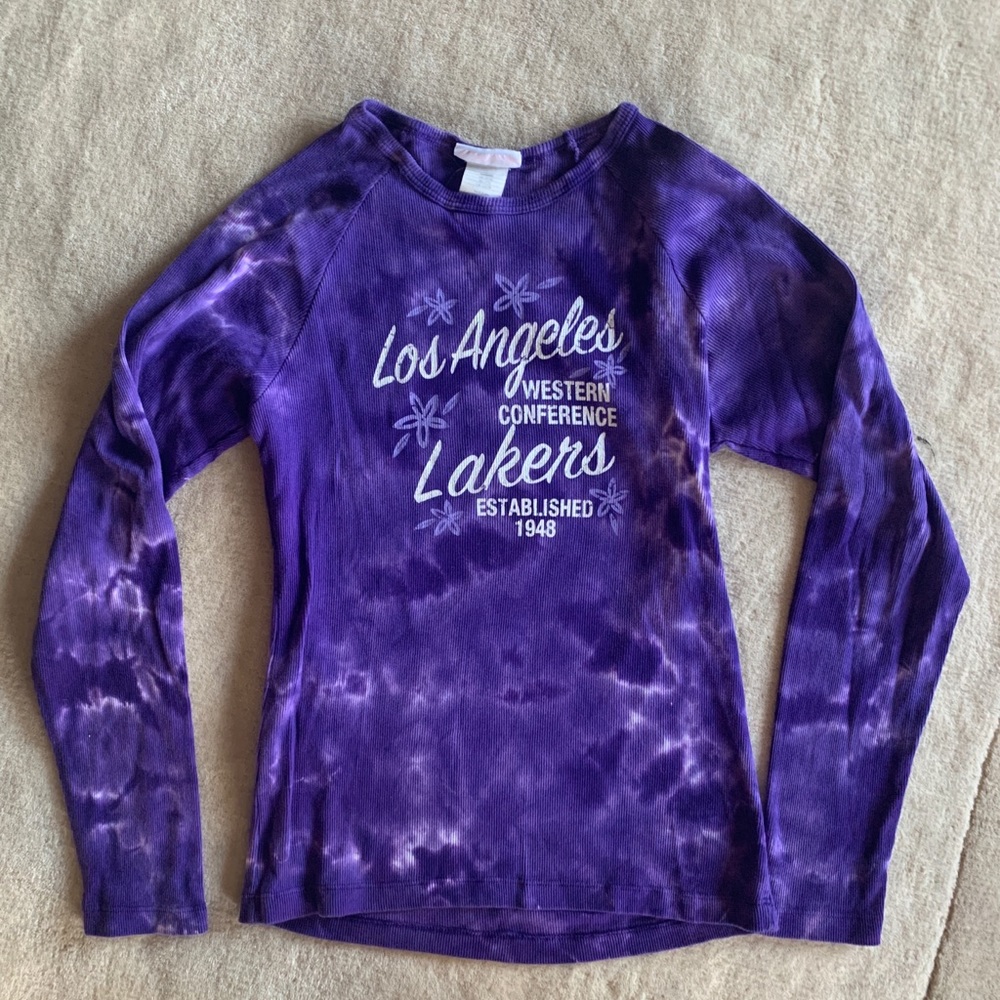 Los Angeles Lakers Long-Sleeved Tee Shirt